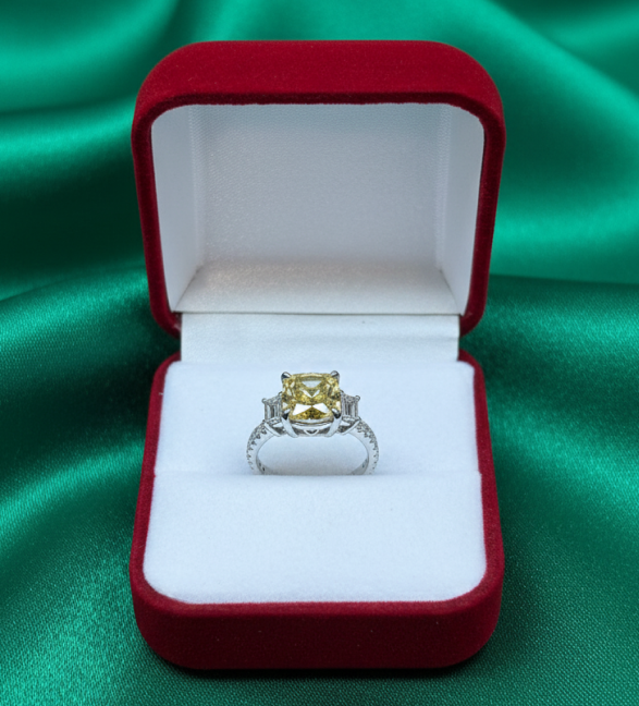 Lab Grown  Diamond Yellow Cushion Cut Square Ring