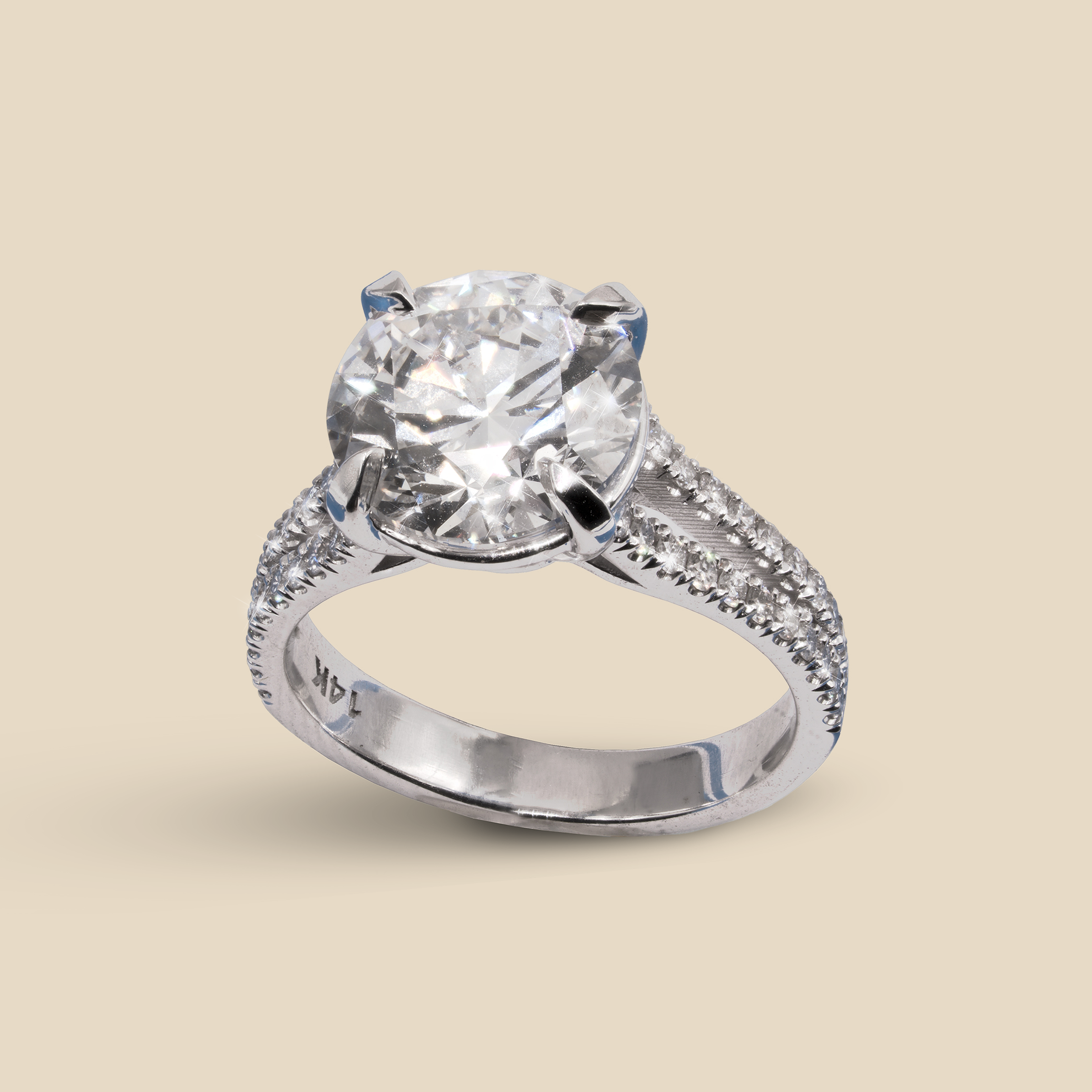 Lab Grown Diamond Round  Ring