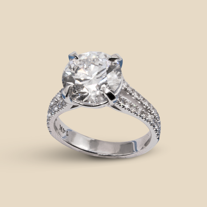 Lab Grown Diamond Round  Ring